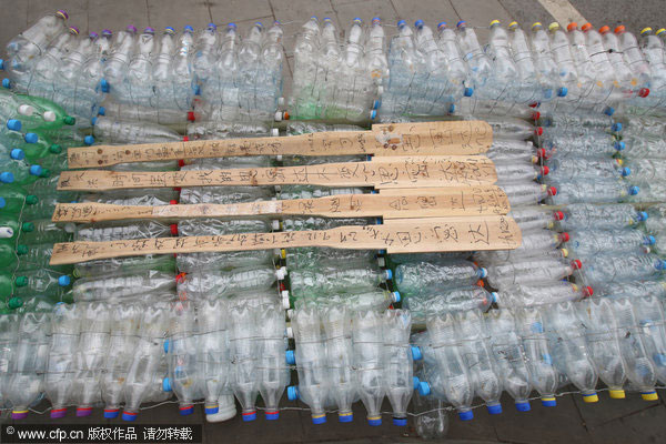 Plastic bottle boat makes maiden voyage