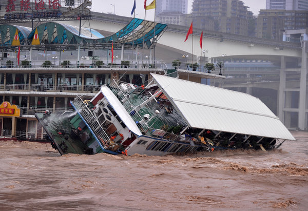 Dining ship swept by rushing river