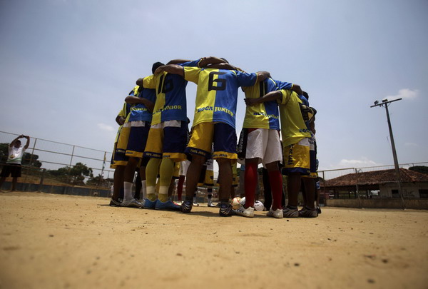 'Biggest' amateur soccer games kicks off in Brazil