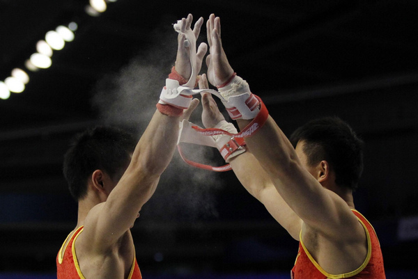 China wins men's team title in gymnastics worlds