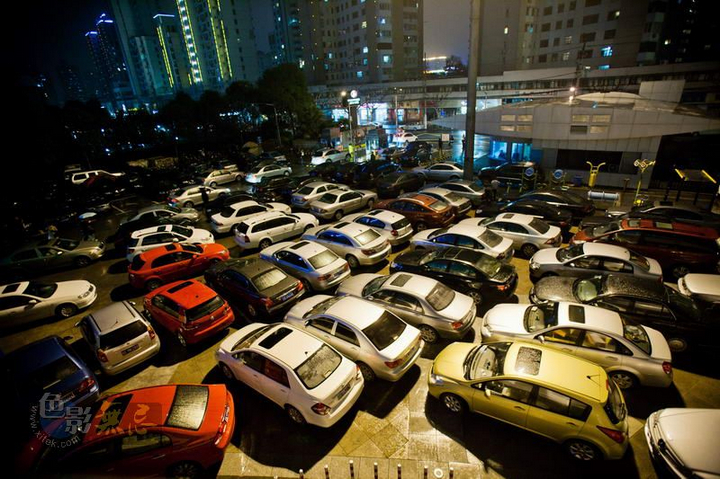 Capturing how cars are changing China