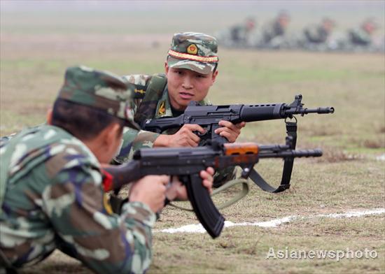 Armed police get military training in E China