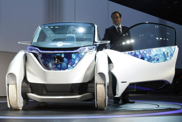 Tokyo Motor Show kicks off
