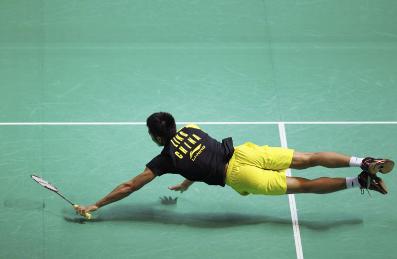 From retired Brazilian striker Ronaldo to resurgent Roger Federer, from ongoing Olympic test events to scorching league games, from basketball court to soccer pitch, we bring you the best sports images of this week (Nov 27- Dec 3). Weekly sports photos (Nov 27- Dec 3)