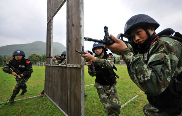 Anti-terror drill in E China