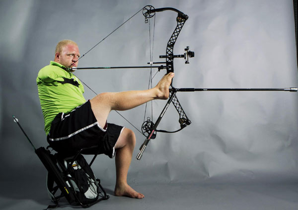 US Paralympic archer showing off archery technique