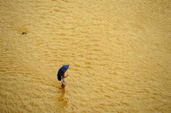 Torrential rain floods East China city