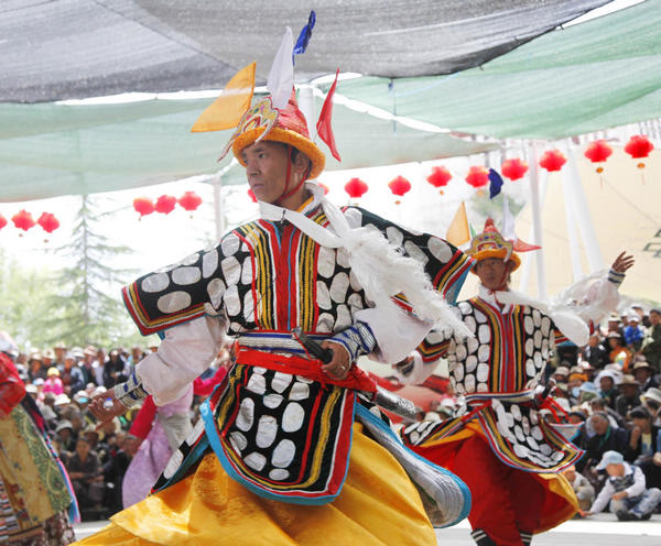 Tibetan operas staged during Shoton Festival