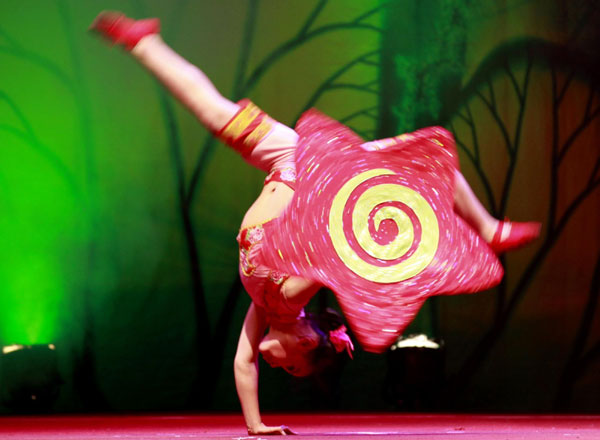 Acrobats perform in Bogota