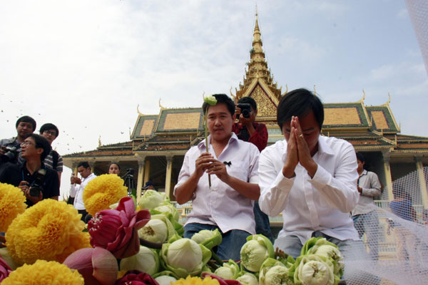 Cambodians mourn King-Father Sihanouk