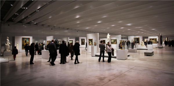 Regional branch of Louvre Museum opens in Lens