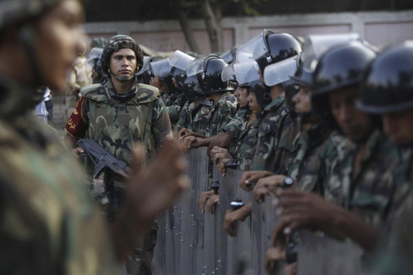 Jubilant crowds celebrate after Morsi overthrown