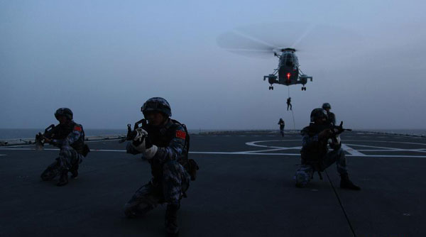 Special troop get night training in Gulf of Aden