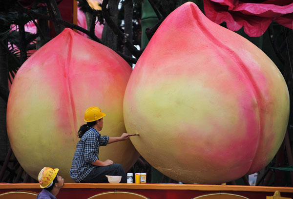 Tian'anmen blooms for National Day