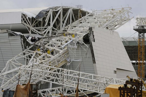 Crane collapses at World Cup Stadium in Brazil, 3 killed