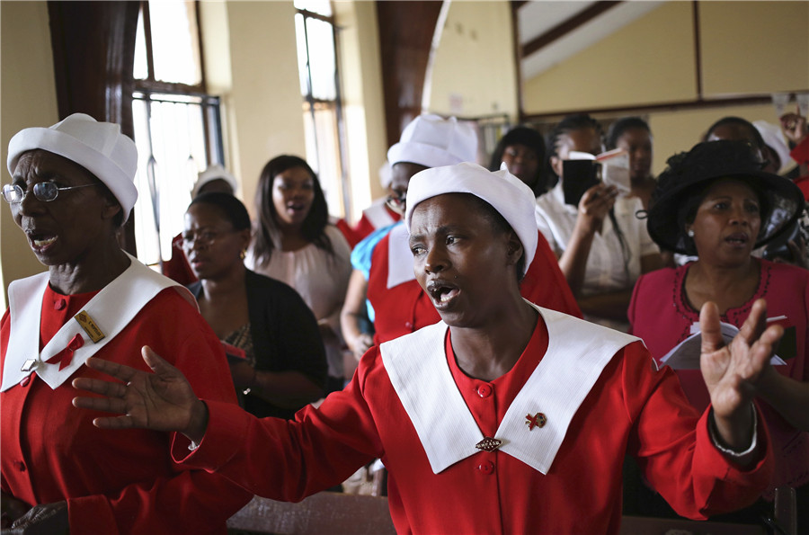 South Africans hold day of prayer for Mandela