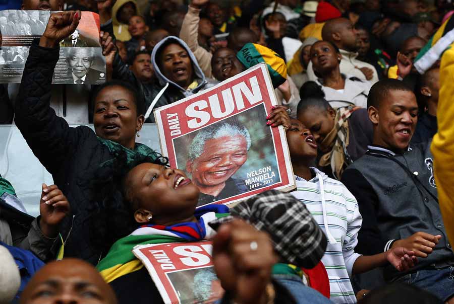 S Africa holds memorial service for Mandela