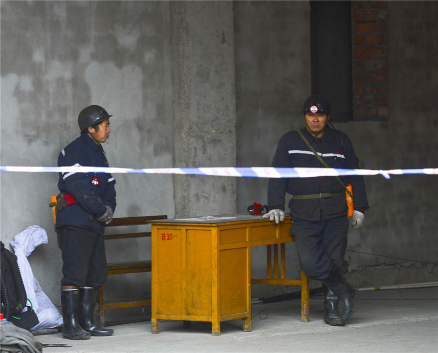 Xinjiang coal mine explosion kills 21
