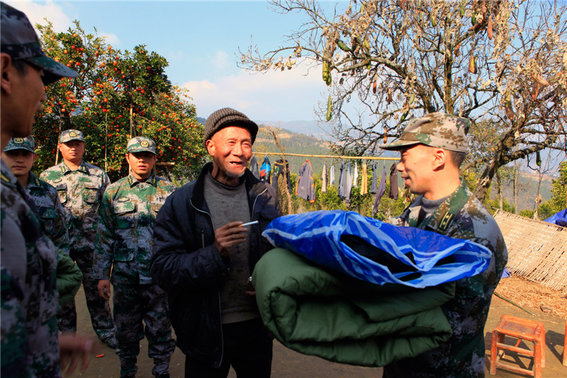 Relief work begins after quake in C China