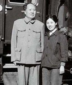 Precious photos of Mao Zedong