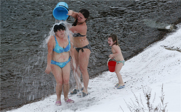 Winter swimmers celebrate New Year