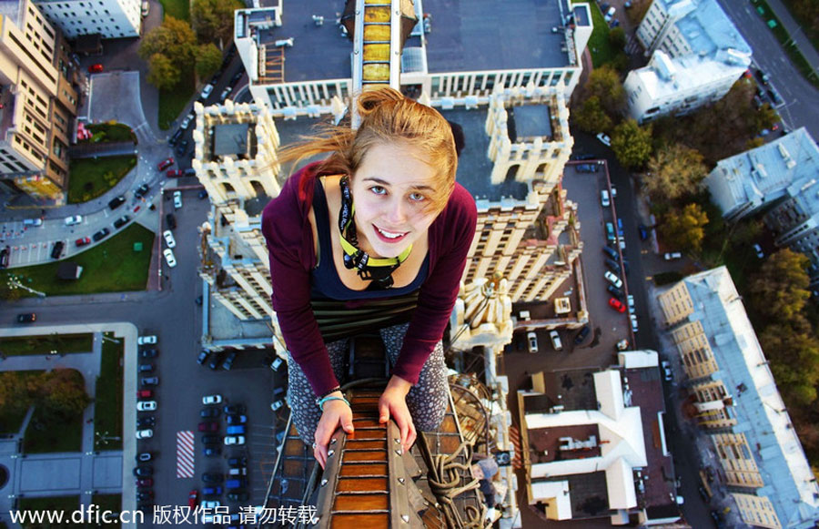 Death-defying skywalkers post stunning images