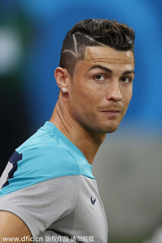 To stand out in World Cup, you need also a fancy hairstyle[1]-  