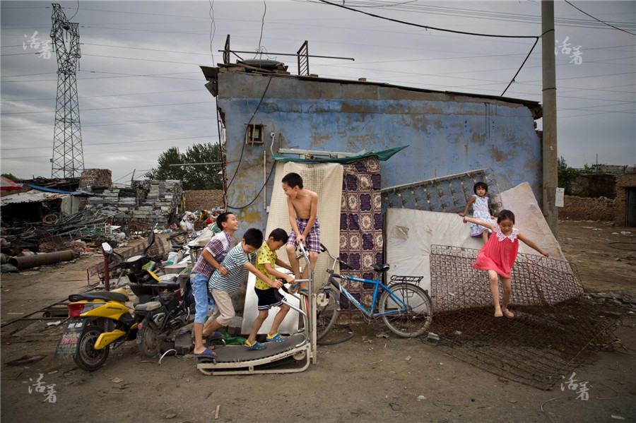 Rise and fall of Henan village in Beijing