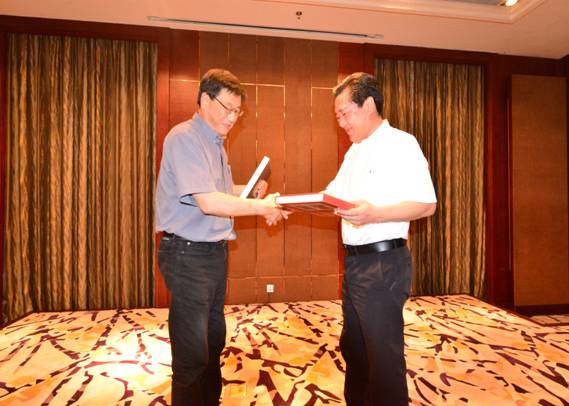 “境外媒体聚焦艳丽中国”系列品牌四肢之“风筝之皆魔力潍坊”行获取圆满见效