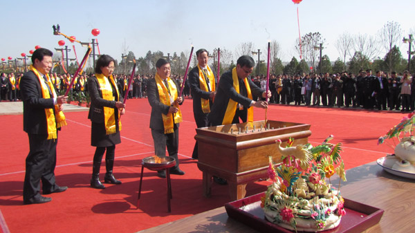 Ceremony held to memorize historian