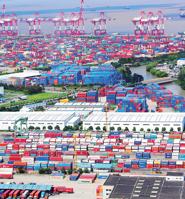 Container wharves and logistics warehouses