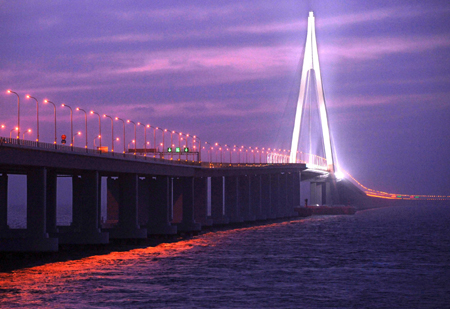 Cross-sea bridges in Zhejiang