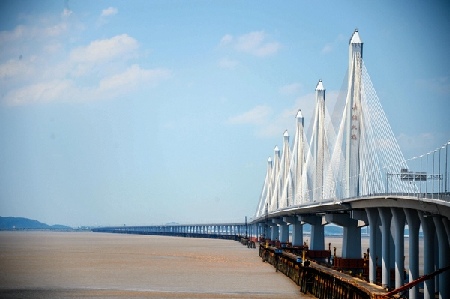 Cross-sea bridges in Zhejiang