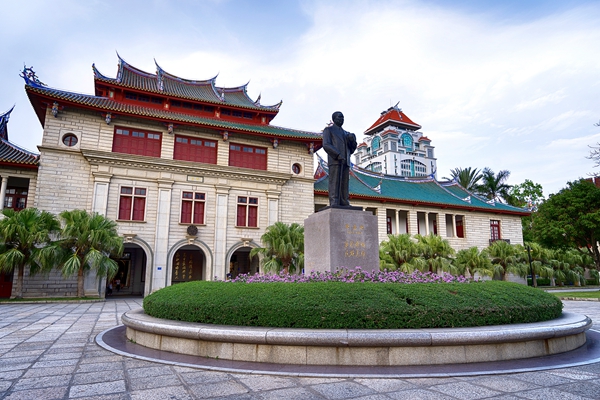 In pics: Xiamen University, the most beautiful campus