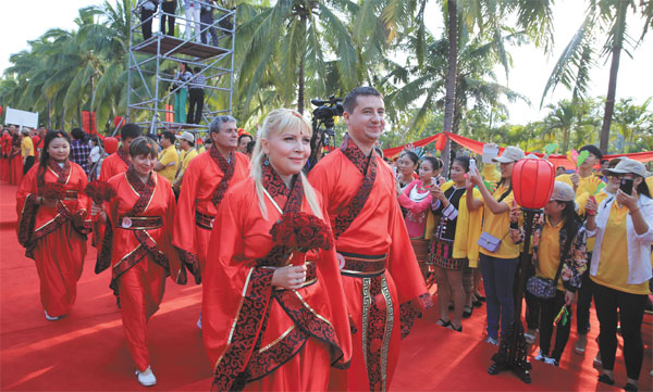 Wedding industry takes off in Sanya