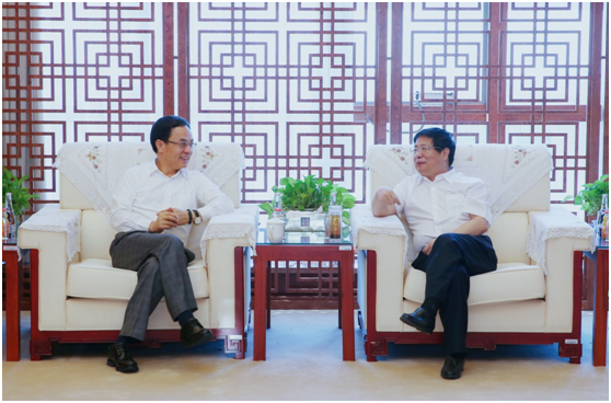 聊城市委书记徐景颜莅临汉能总部参观调研
