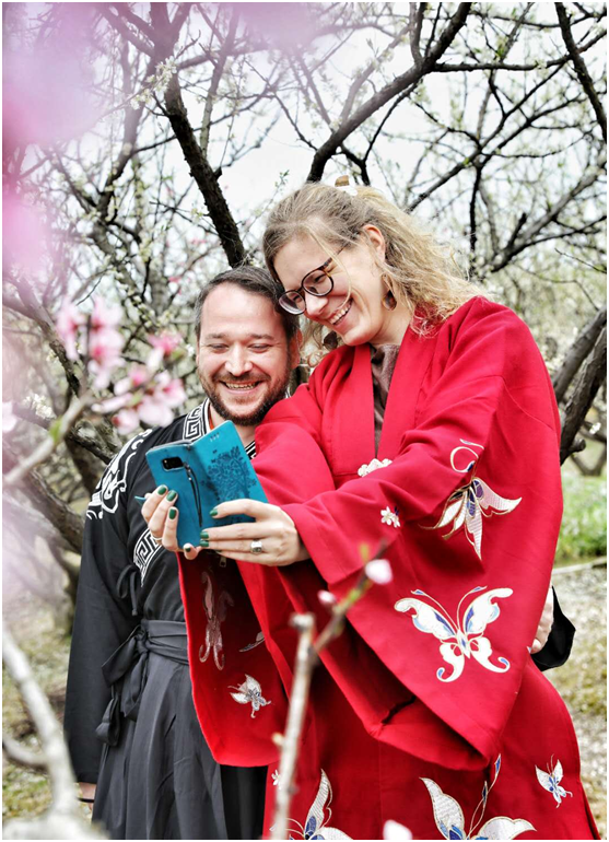 Tongxiang invites foreign visitors to experience spring scenery