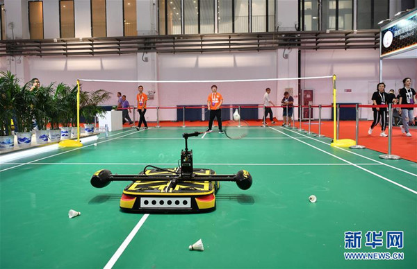 Cutting-edge robots impress at expo
