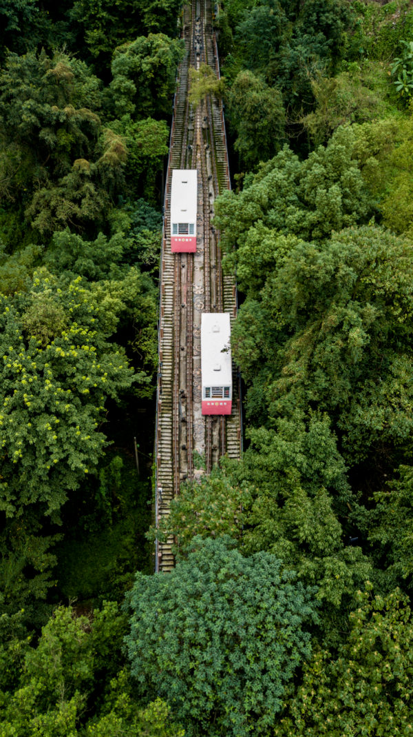 China's longest and steepest cable car back in business
