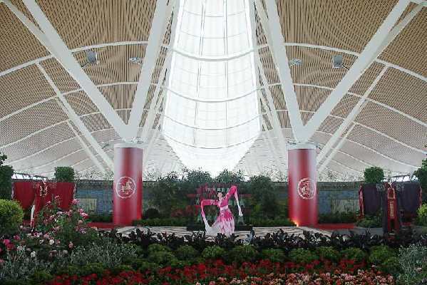 Han culture park opens in PVG