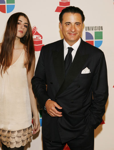 Kenny G and other singers at 9th Latin Grammy Awards in Houston