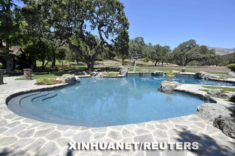 Neverland in Michael's absence