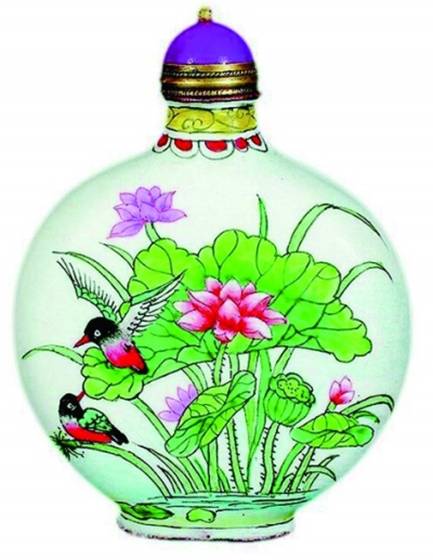 赏析：瓷上荷花别样红