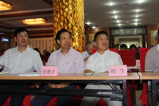 乐在年年压金线，为他人作嫁衣裳——三名书画院五周年巡礼