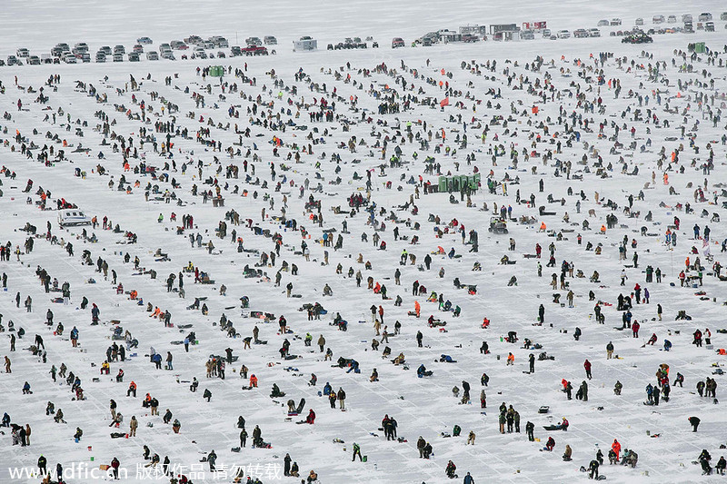 World's biggest ice fishing contest in Minnesota