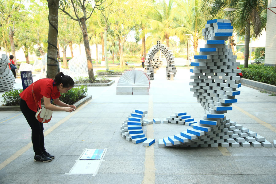 Art made of building bricks on display in S China
