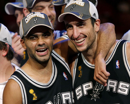 2007 Finals GM 4 Spurs sweep Cavs