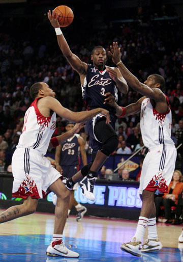 Celebrities At 2007 NBA All Star Game