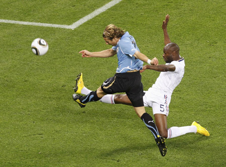 Forlan named Man of Match in Uruguay-France duel