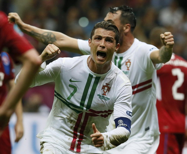 Cristiano Ronaldo Scores on a Header Against Czech Republic